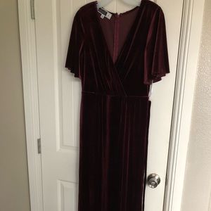 Unworn David’s Bridal Satin Burgundy Long Dress
